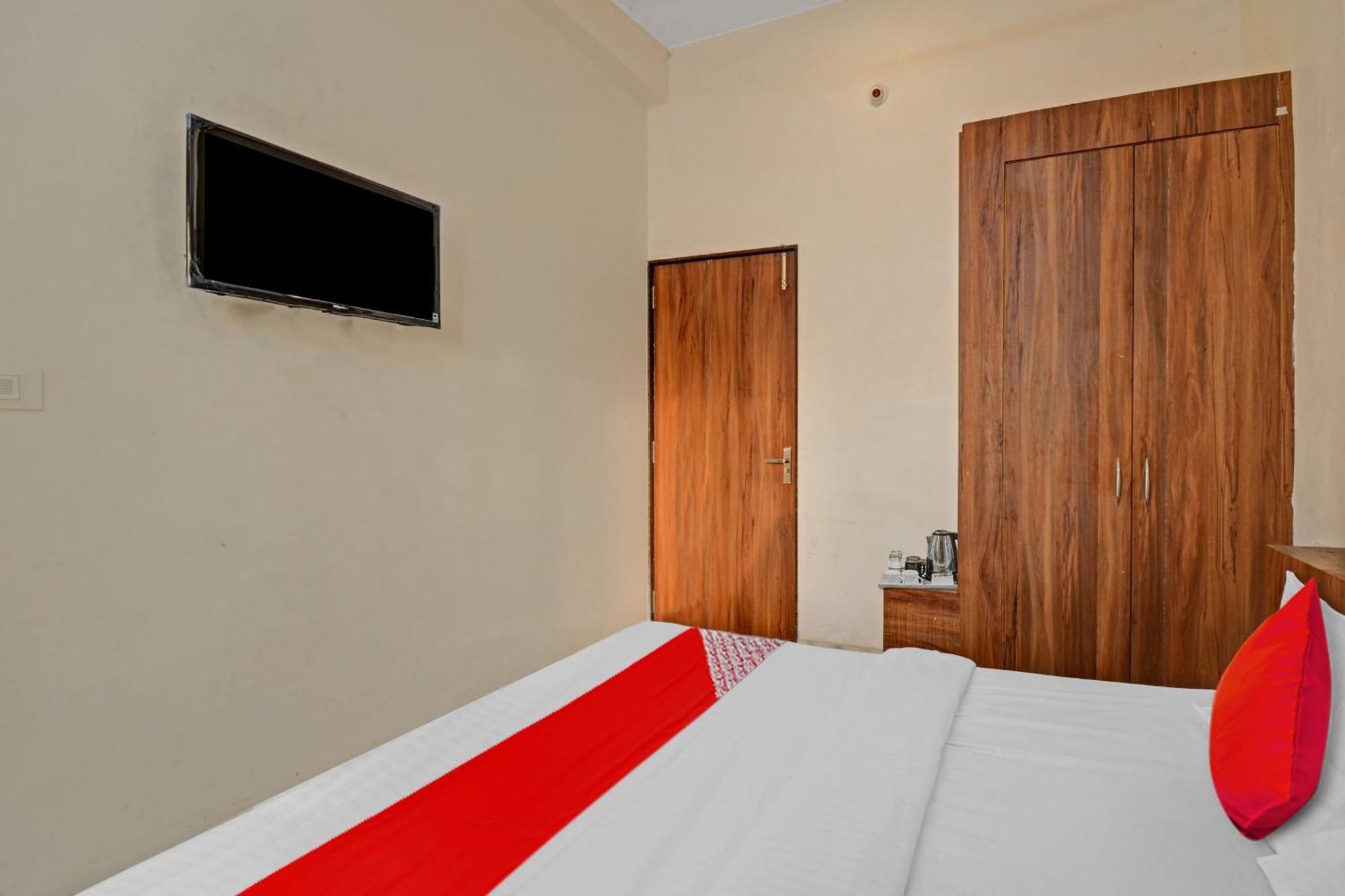 Hotel O Silver Valley Udaipur Exterior foto